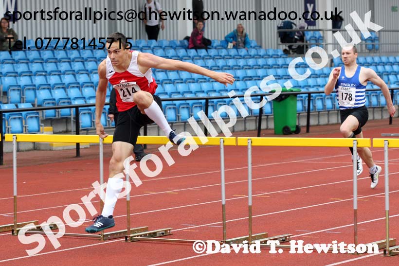 Senior mens 400 metres hurdles, Northern Championships, Sport City, Manchester. Photo: David T. Hewitson/Sports for All Pics